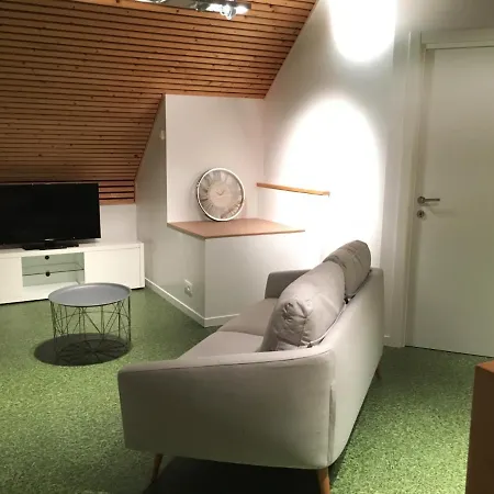 Appartement Appart Maison T2 42 m2 en duplex avec Entrée Indp. Sonnaz